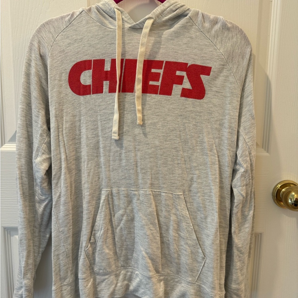 Kansas City Chiefs hooded light weight shirt